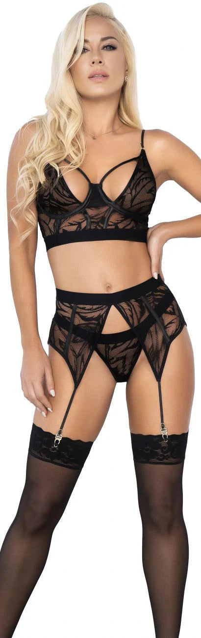 8574 Call The Shots Lingerie Set