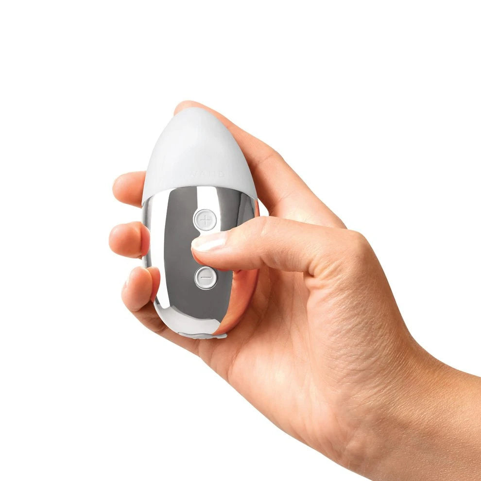 Le Wand Little Pleasures 6-Piece Collection